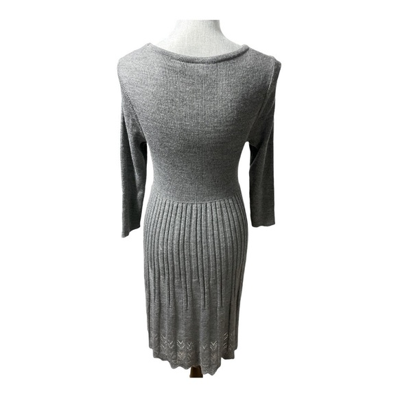 Nina Leonard Paris Gray Knit Pleated Sweater Dress Size M - Picture 4 of 14